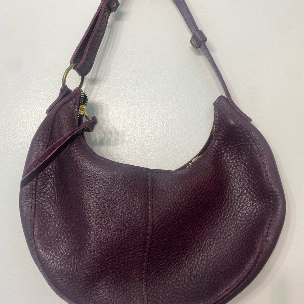 Leather Hobo Shoulder Bag in Deep Plum